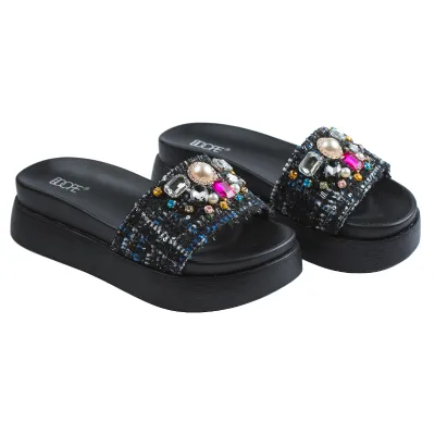 Franca Wedge Slide-Black